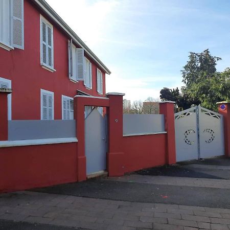 Les Lunettes D'Oyo 2 Apartment Oyonnax Exterior photo