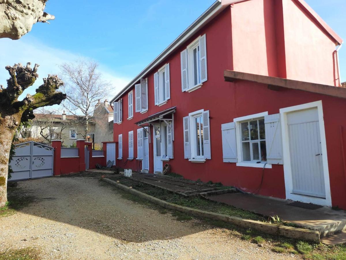 Les Lunettes D'Oyo 2 Apartment Oyonnax Exterior photo